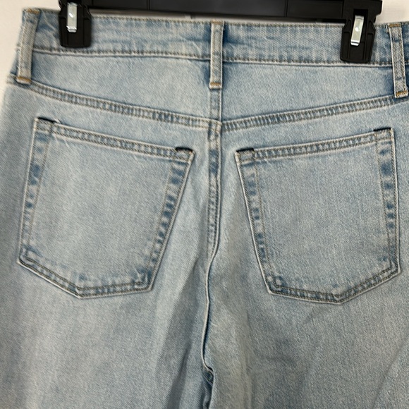 Woman’s jeans by Free Assembly size 2 - Picture 4 of 6